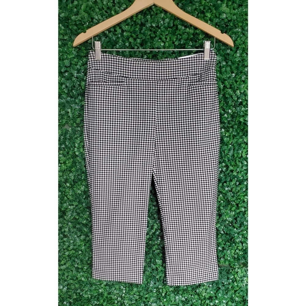 Chico's Slimming Capris